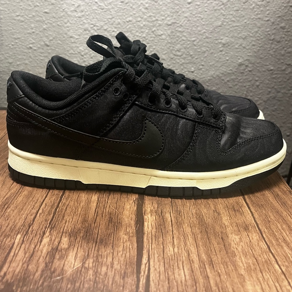Nike Dunk Low Black Canvas Size 6.5 Men; 24.5 CM